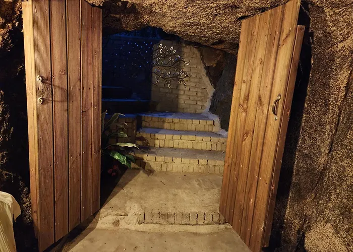 Seochon Secret Cave House